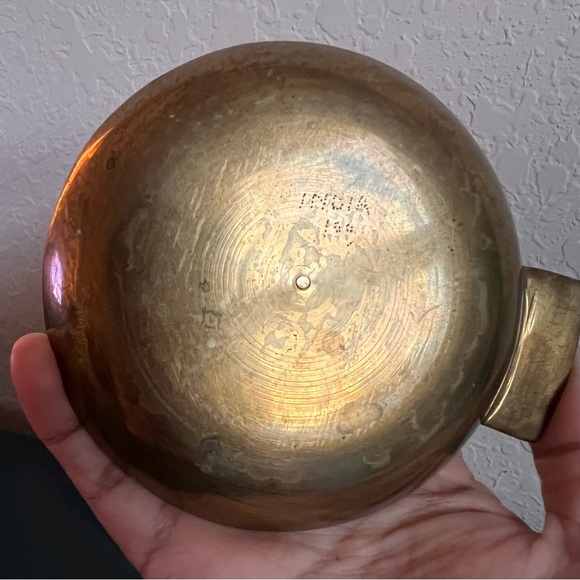 Vintage Round Etched Brass Ashtray Hand Made in India - Picture 2 of 3